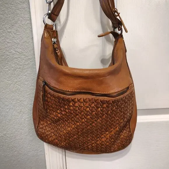 Genuine Leather Brown Shoulder Bag with Zipper Pocket - Picture 1 of 16